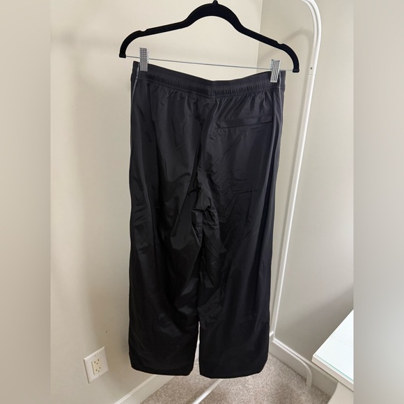 Aritzia TNA Track Pants - Picture 6 of 6